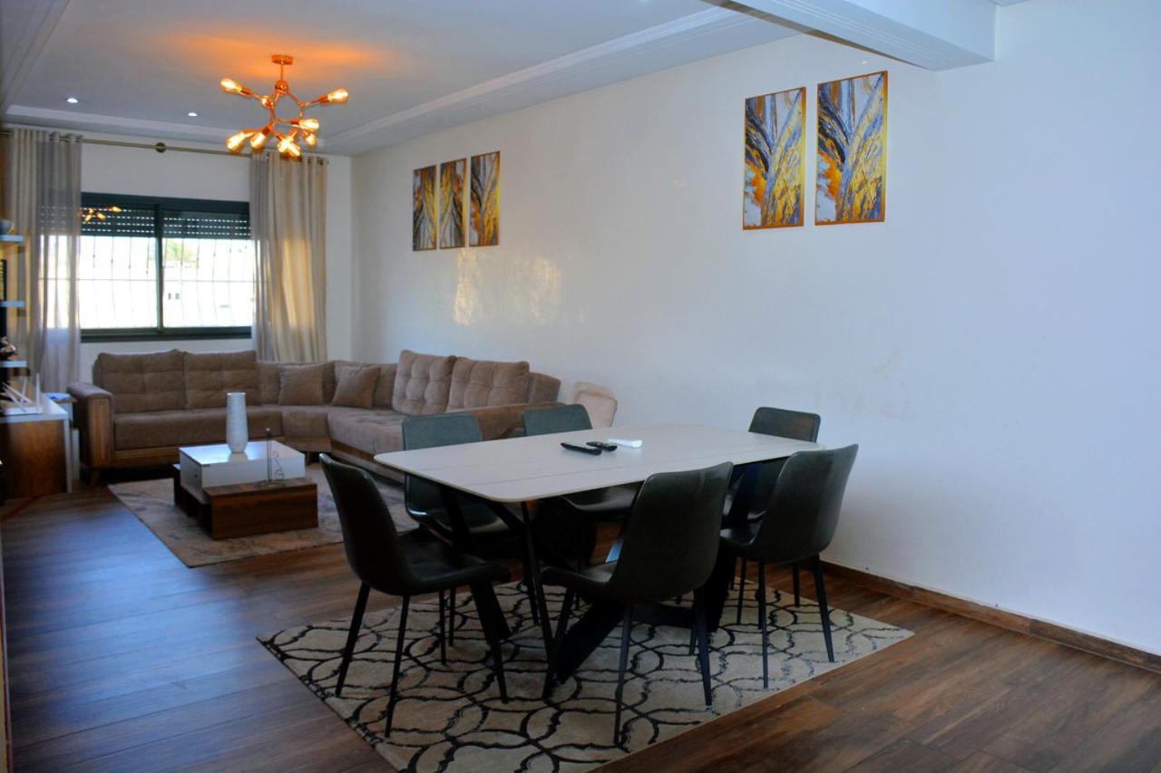 פס Luxueux Appartement Meuble חדר תמונה